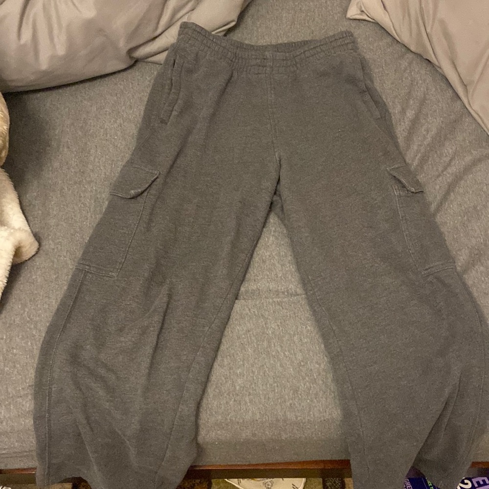 Champion dark grey kids sweats, barely worn great condition